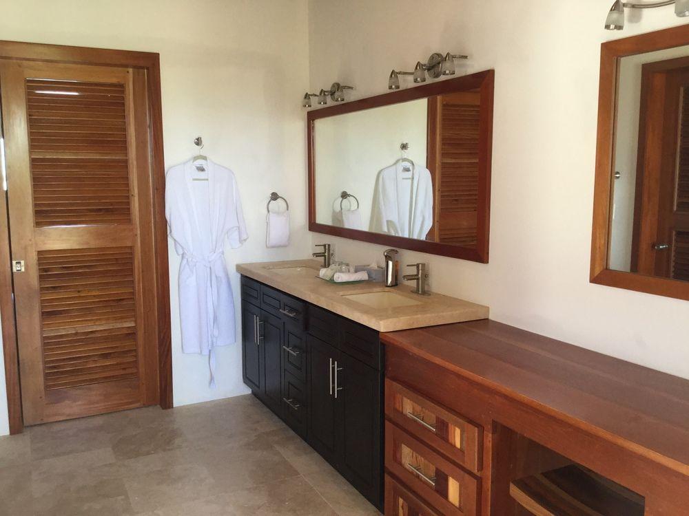 Mayan Islands Resort: Luxury Villas 산페드로 외부 사진